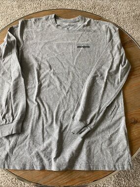 Patagonia Heather Gray Long-Sleeve Crew Tee (P-6)